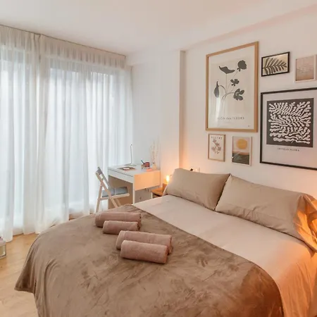 Coruna Vip Centro Apartment *