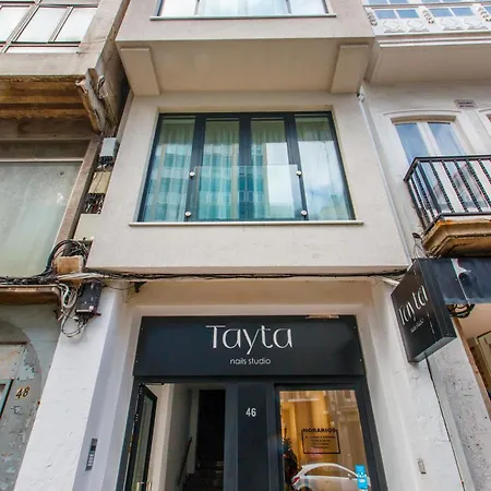 Coruna Vip Centro ア・コルーニャ