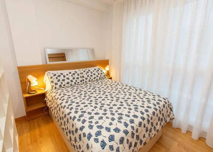 Апартаменты Coruna Vip Centro *